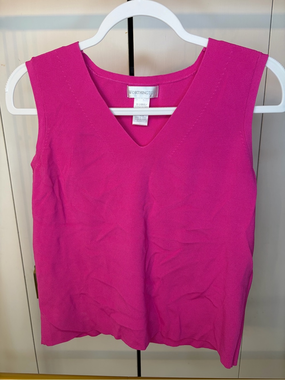 Worthington Pink V-Neck Sleeveless Knit Top